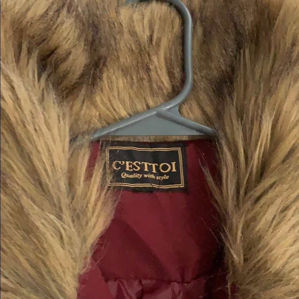 Coats - Picture 2 of 8